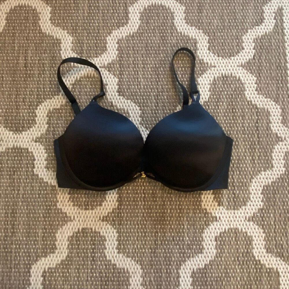 Victoria’s Secret Bombshell  bra, size 34D
